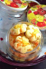 Untuk anak yang susah nak makan tu, boleh try menu ini. Izah Muffin Lover Biskut Bangkit Cheese Food Cheese Breakfast