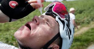 The competition for the 2018 tour de france yellow jersey was as tight as it has been in years. Edafe Matthew Eseoghene V Twitter Chris Froome Reveals Tour De France Pepper Spray Incident Left Him With Burning Throat Nose And Eyes Https T Co Qqgjkvk7cf Https T Co 2f8dngzajl