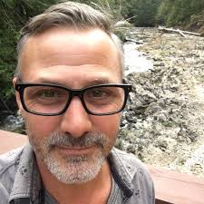 Dan LaRocque (@upyourmedia)