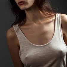 85b, 95b, 95c, 95d aux bonnets plus profonds avec la gamme elixir. Ne Pas Porter De Soutien Gorge Le No Bra Fait Debat