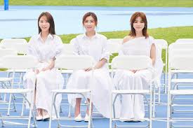 S.H.E 從懵懂少女到成熟女生！ Selina、Hebe、Ella 最有默契的BFF ...