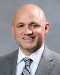 Kirk Slater's Instagram, Twitter & Facebook