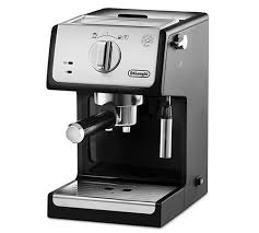 Machine Expresso Delonghi Ecp 33 21 Noir Maxicoffee Com Espresso Machine Espresso Coffee Machine Coffee Machine