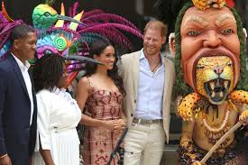 Meghan Markle is trying to tell the world 'just LOOK how in love we are' by  packing