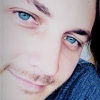 Sean Comstock's Instagram, Twitter & Facebook