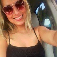 Ashley Simcox's Instagram, Twitter & Facebook