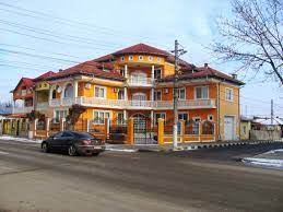 FOTOGALERIE Şoseaua Ghizdarului, cea mai colorată zonă dintr-un oraş cenuşiu | adevarul.ro