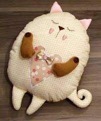 podushka kot svoimi rukami vykrojki foto idei video master klassy podushki svoimi rukami sshitye podushki igrushki svoimi rukami