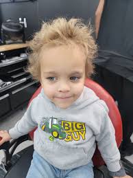 If ur coming from Iowa to Illinois the bridge had an accident n it's backed  up river dr moline is bked up