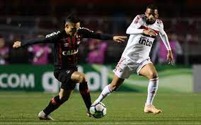 The 2005 season was são paulo's 76th season since club's existence. Athletico X Sao Paulo Provaveis Times Desfalques E Onde Acompanhar Lance