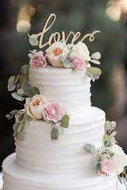 Classic Vineyard Wedding With A Touch Of Vintage California Charm Floral Wedding Cake Simple Wedding Cake Floral Wedding Cakes