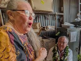 More magic captured by Bill Maheras at KohalaCreative.com #toobigtolose  @kamuela_liquor_store