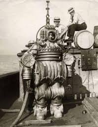 Old Dive Gear Probably Around The 1920 S Album On Imgur