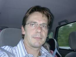 éric BÉNARD, 58 ans (CESSON, FONTAINEBLEAU, PARIS)