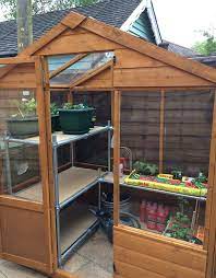 Diy greenhouse ideas to level up your gardening scheme. Greenhouse Staging For Any Kind Of Space Simplified Building