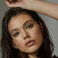 Top Modèles, épisode diffusé le 23 juillet 2012 sur Tva au Québec