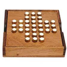 Have Fun On The Go With This Wooden Peg Jumping Solitaire Game Description From Solitaire Games Travel Size Products Woodworking Projects Diy