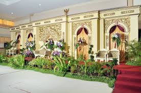 Cari dekorasi pernikahan dan hadiah terbaik untuk bisnis anda. Paket Pernikahan Murah Probolinggo Calysta Wedding Organizer