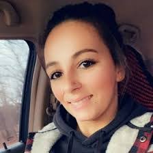 Ashley Edlin's Instagram, Twitter & Facebook