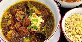 Rawon daging sapi 1200 gr daging sapi (kurang lebih) bumbu halus: Ide Masak Makanan Jawa Timur Enaknya Bikin Rawon Daging Sapi Empuk Dan Lezat