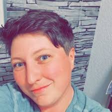 Emma Dunham (@Dunham86)