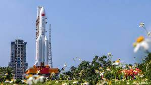 Changzheng w pasó su órbita por arriba de argentina y chile el martes, según publicó el sitio web según indicó la corporación espacial rusa roscosmos, el cohete chino fuera de control volverá al. Cohete Chino Que Regresa A La Tierra Caera Muy Probablemente En El Pacifico Actualidad Dw 05 05 2021
