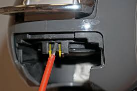 Check spelling or type a new query. Dolce Gusto Wasser Lauft Aus Dem Kapselhalter Reparatur Anleitung Diybook De