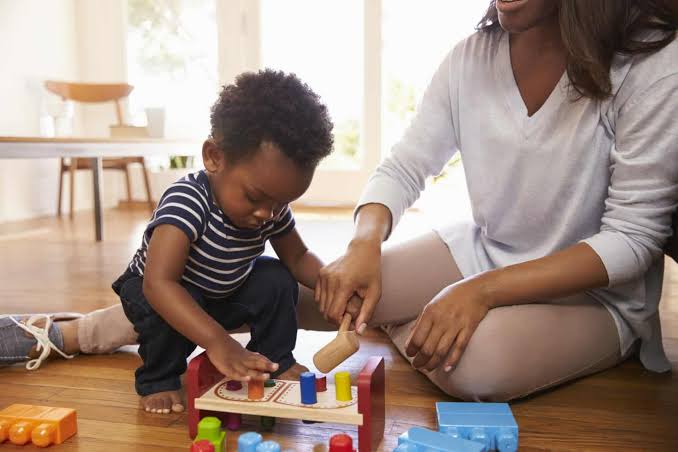 Am I a Bad Parent If Don't Like Playing With My Kids?