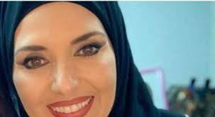 هجوم من كارمن سليمان علي متابعه لها تطلب رقم زوجها وتعتذر لها وانتقاد حاد عليها من الجمهور #ادعمنا_بلايك#. Ø¬ÙŠÙ‡Ø§Ù† Ù†ØµØ± ØªØ«ÙŠØ± Ø§Ù„Ø¬Ø¯Ù„ Ø¨Ø£Ø­Ø¯Ø« Ø¸Ù‡ÙˆØ± Ù„Ù‡Ø§ Ø¨Ø§Ù„Ø­Ø¬Ø§Ø¨ Ø¨Ø§Ù„ØµÙˆØ±Ø©