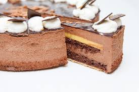Dabei soll diese nicht nur verführerisch schmecken, sondern auch optisch eine klasse für sein? Konditorei Cafe Klingelhofer Torten Tartes Desserts