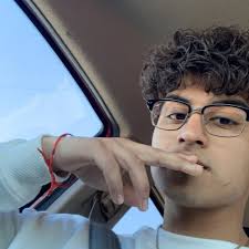 Johan Hernandez (@johan_hernandez14) • Threads, Say more