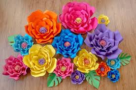 De colores divertidos o más formales. Flores De Papel Paso A Paso Para Que Crees Y Utilices El Arte