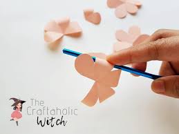 It includes kate's quilt block die, an a5 sentiment sheet, an inspiration sheet, and it is all packaged in a paper rose pencil case for your convenience. How To Make Paper Roses For Beginners Free Template