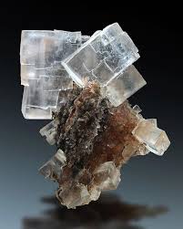 Halite Geology Geologypage Mineral Locality Wieliczka Mine Wieliczka Malopolskie Poland Size 13 X Minerals And Gemstones Crystals Minerals Mineral Stone