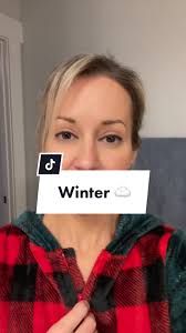 Why don’t we just hibernate like the bears 😩 #wintersuckss  #seasonalaffectivedisorder #seasonaldepression #winterisdark  #whereisthesunshine #mentalhealthcheckday