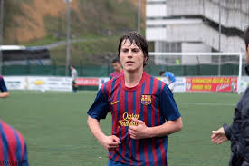 Jun 14, 2021 · wingers sergi canos and bryan mbeumo also enjoyed fine seasons playing on either side of toney in the front three. Liverpool Close To Completing Deal For Young Barcelona Sensation Report