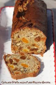 Mon Cake Sante Cake Aux Fruits Secs Et Aux Flocons D Avoine La Cuisine De Guylaine Cake Aux Fruits Secs Cake Aux Fruits Gateau Aux Fruits Confits