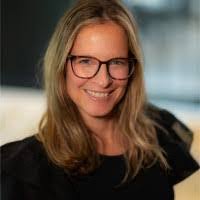 Amanda Paden's Instagram, Twitter & Facebook