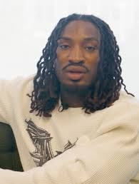 Denee Benton (@deneebenton ) for Bernard James Family Portraits 2025  Portraits by @quillemons #FamilyPortraits2025 #BernardJames Credits: Video  Director: Thiha Minzin DP/Gaffer: Conor McGrath Set Design: Rae Godin