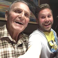 Derek Moe (@derek.moe.54) • Facebook, Connect with friends