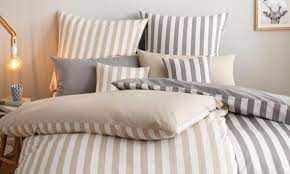 Bett deko kissen decke farben design in 2019 bett kissen. Bett Dekorieren Gestaltungstipps Furs Bett Baur