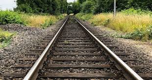 Gdl will schon 2021 mehr entgelt die bahn will streiks abwenden und hatte daher anfang juli das neue angebot vorgelegt. Twmwwdmbfzkq M