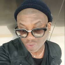 Jack Nicholson made a rare appearance to see his beloved Lakers.