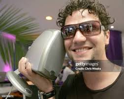 19 Photos & High Res Pictures