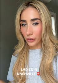 Lindsey Poulter from Nashville Tennessee