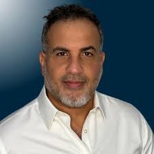 Aaron Stites's Instagram, Twitter & Facebook