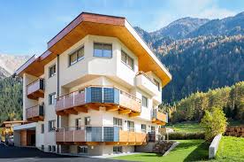 Fire & ice is 20 minutes' walk from the accommodation. Bilder Vom Haus Madeleine In Solden Apartment Solden Ferienwohnung Solden Im Otztal Tirol