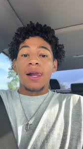 Elijah Sneed's Instagram, Twitter & Facebook