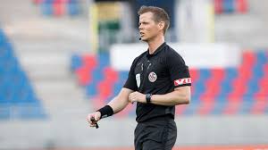 Juli 2021 mens det har vært innbrudd i klubbhuset til vålerenga trolls, har fotballgutta tapt i belgia og rekruttlaget tapt i brattvåg. Kringstad Klar For Sin Tredje Eliteserie Sesong Blir Spesielt Uten Publikum Sunnmorsposten