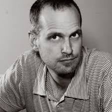 Dennis Bayne's Instagram, Twitter & Facebook